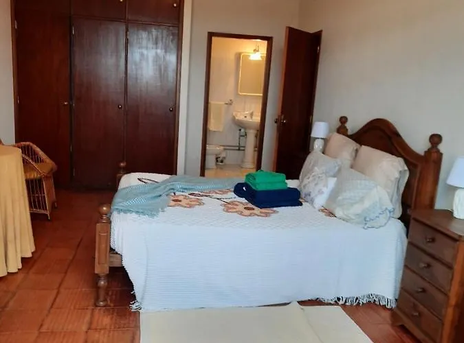 Ferienhaus Quintinha Lombas